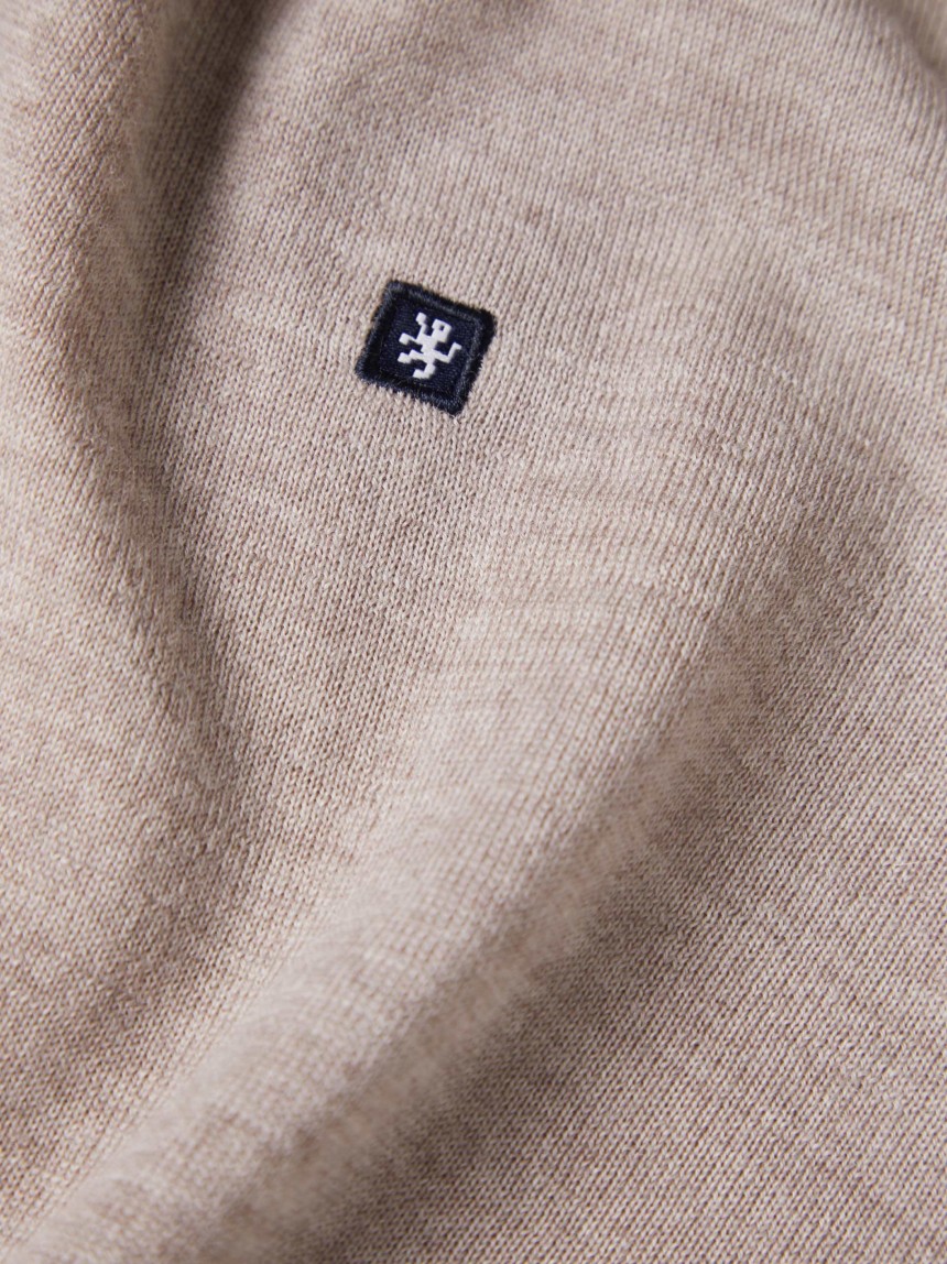 Camisola de gola alta de lã merino