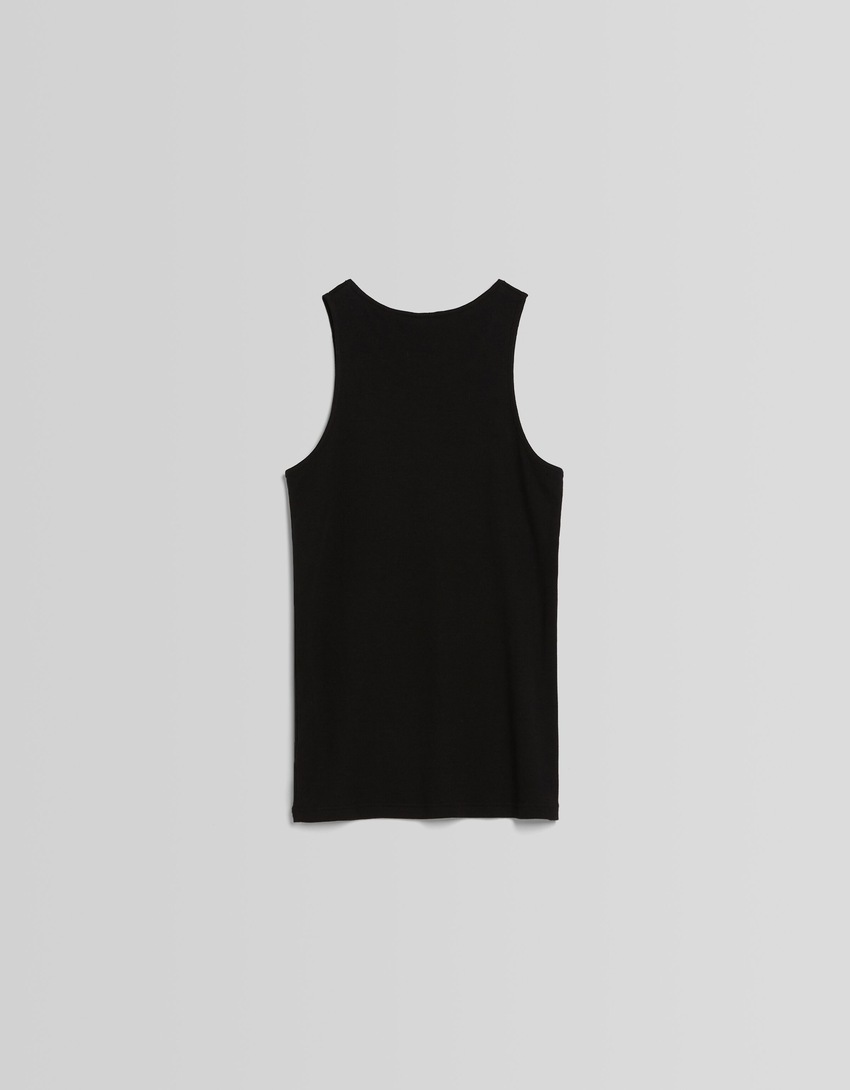 Camiseta canelada com alças finas