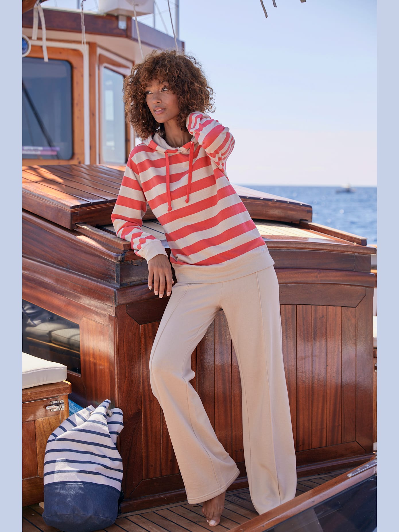 Pantalon détente large pantalon molletonné avec nervures sur l'avant de la jambe