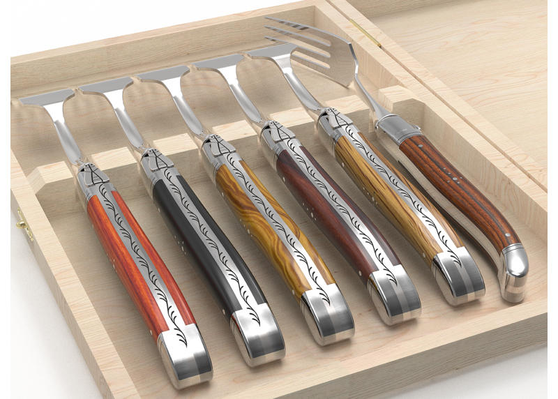Service de 6 fourchettes Laguiole avec un manche en 6 bois différents et mitres inox