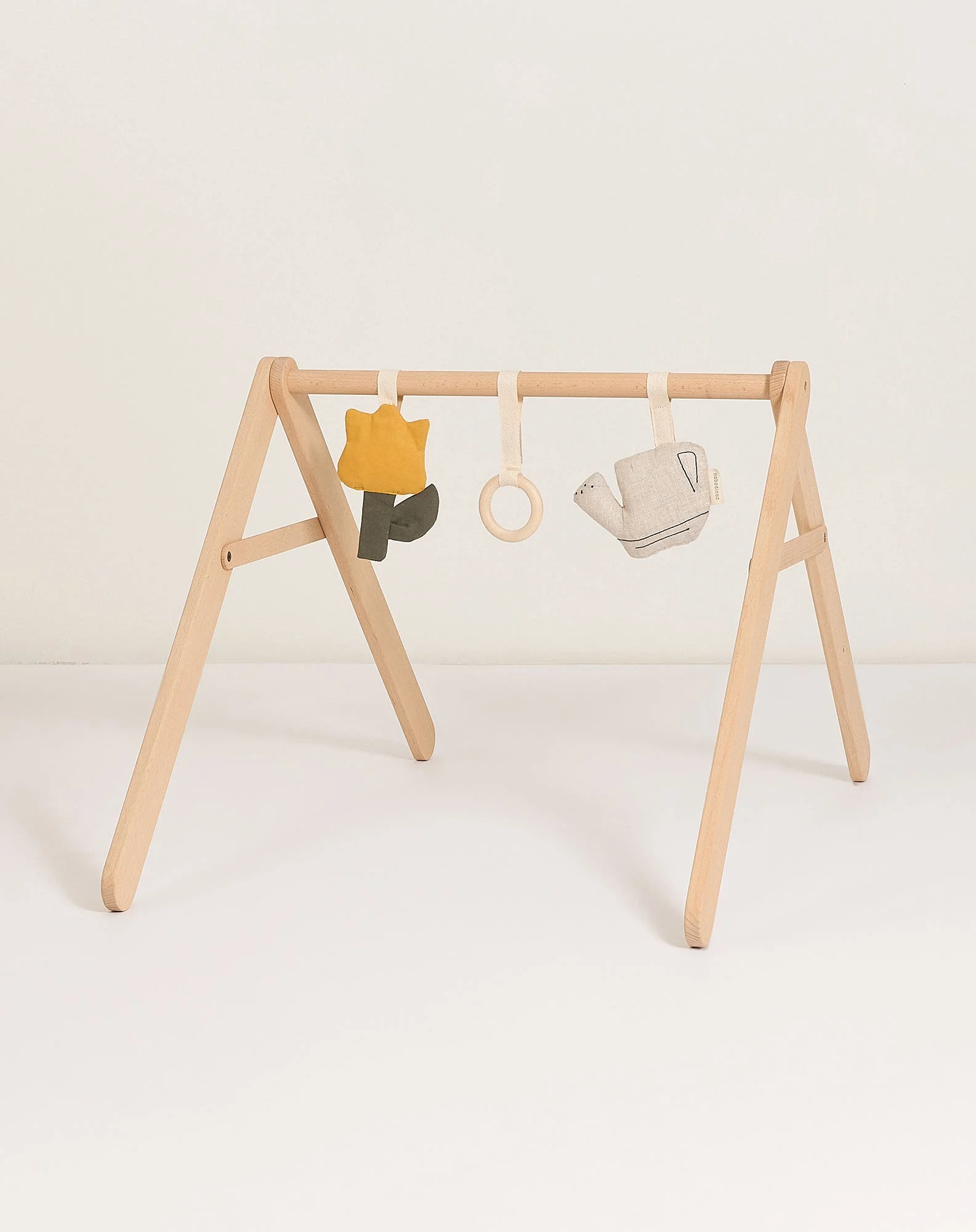 Arche d'éveil en bois et ses jouets playground | Beige