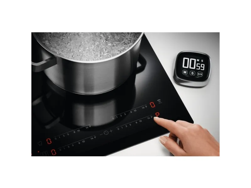 Electrolux LIL61434C, Sort, Indbygget, 59 cm, Zone induktionskogeplade, Keramisk, 4 zone(s)
