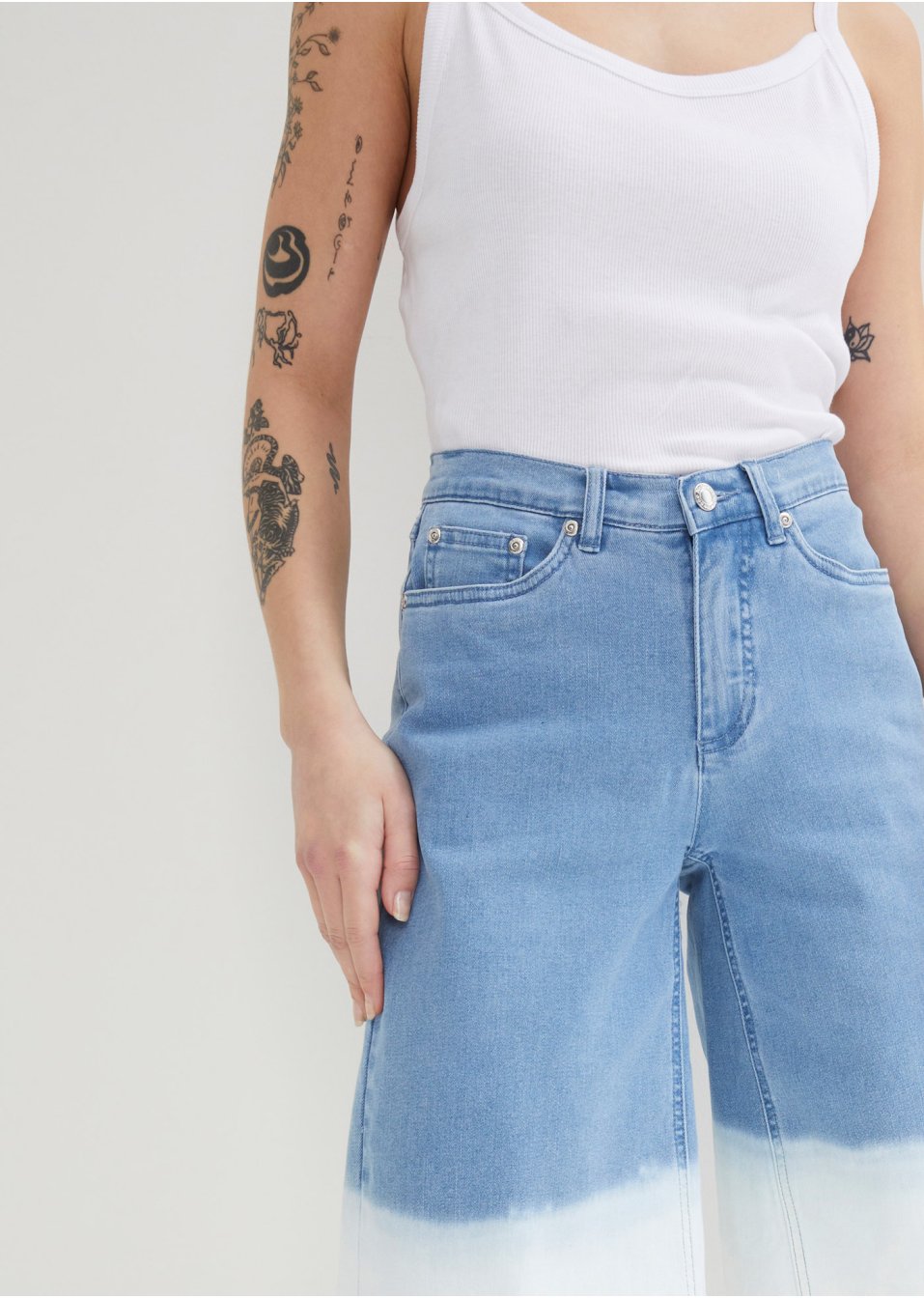 Bermuda en jean extensible dip dye