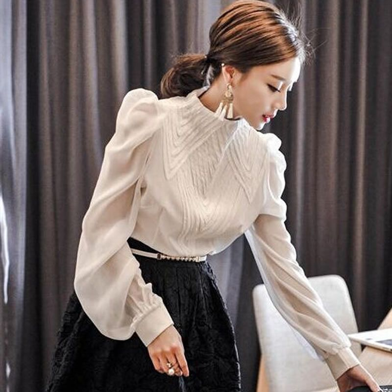 Aurora - Blouse met pofmouwen en col