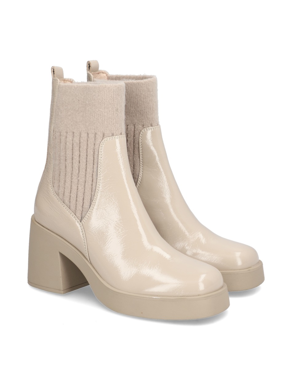 Lackleder Stiefelette