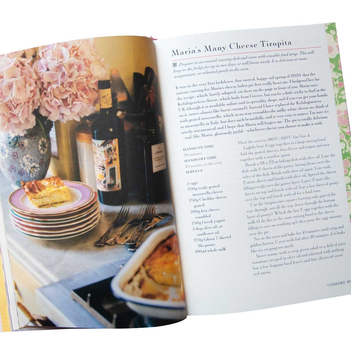 A Table Full of Love: Recipes to Comfort, Seduce, Celebrate & Everything Else in Between (Hardback)