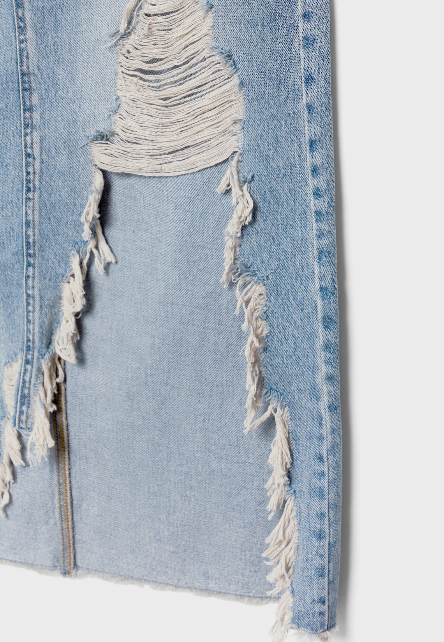Saia jeans rasgada