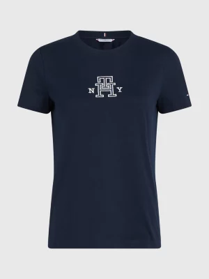 Camiseta com o logo da universidade