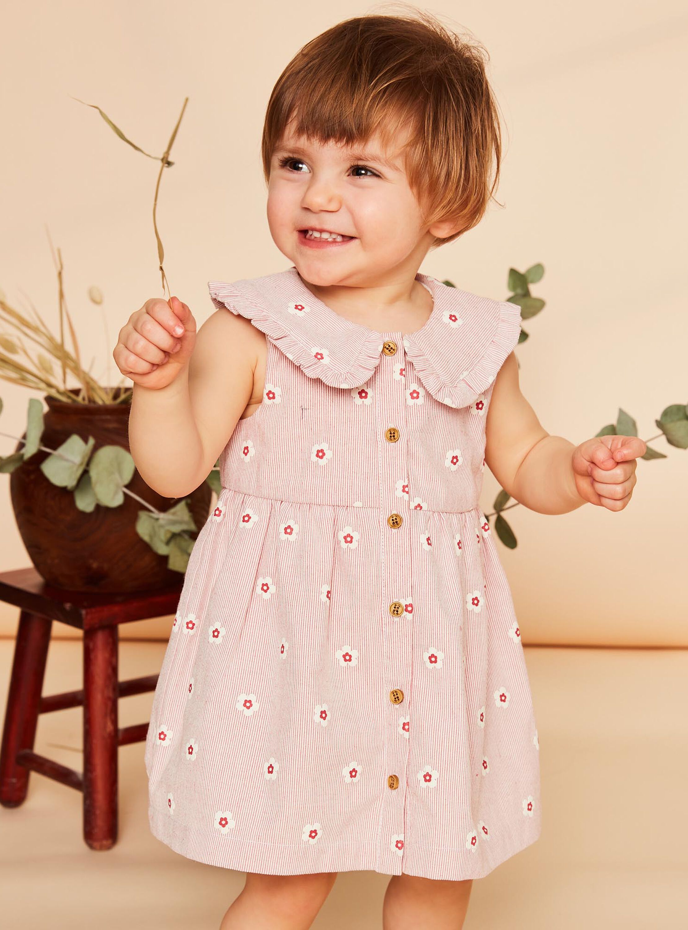 Robe écrue à rayures et fleurs