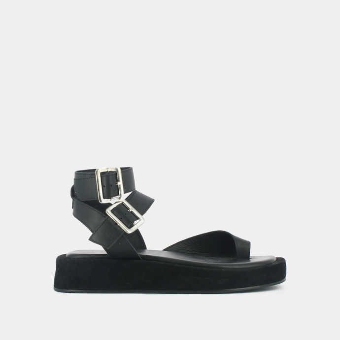 Sandales à plateformes et brides larges  en cuir noir