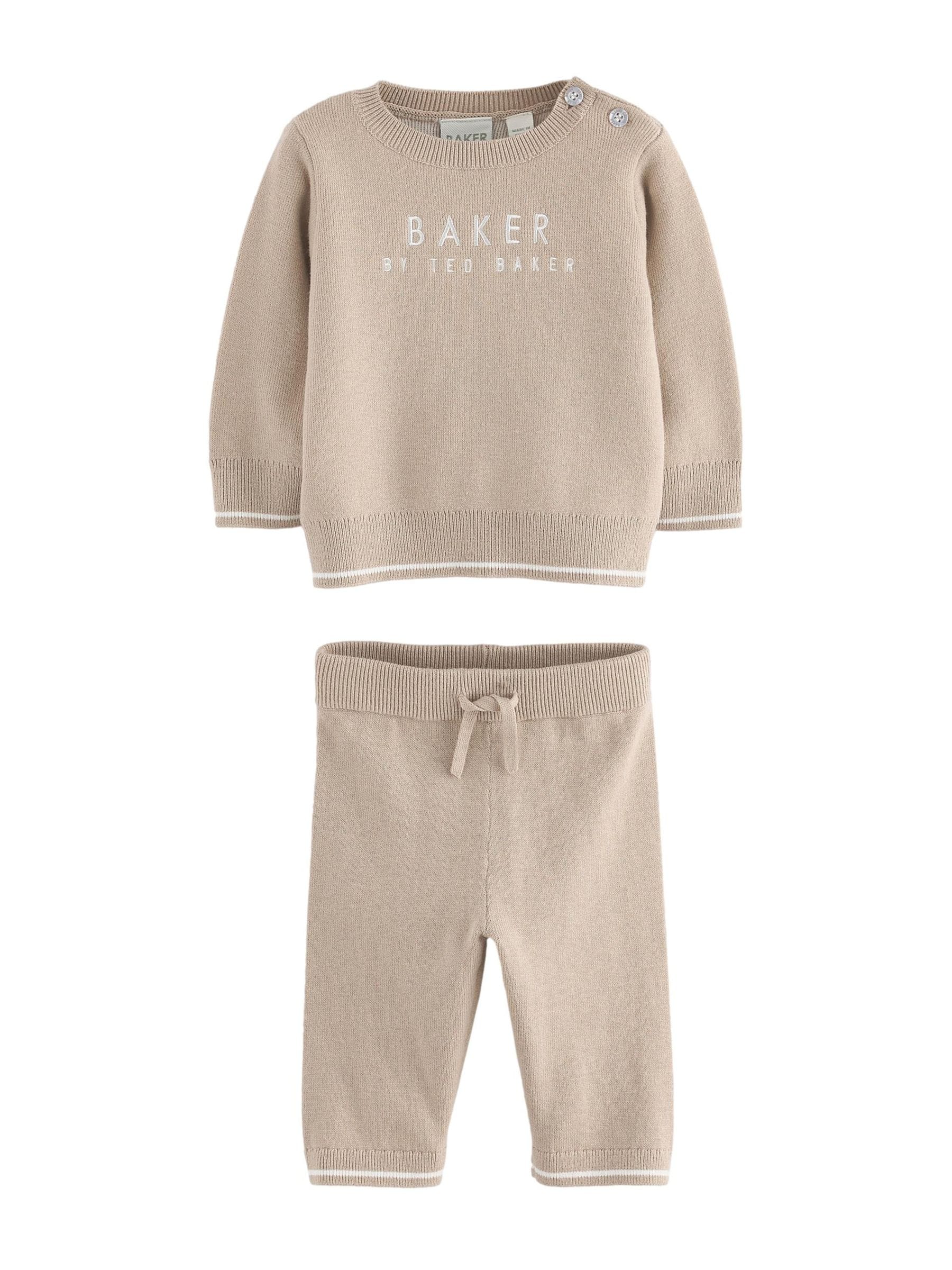 Neutraal - Baker by Ted Baker Knitted Top and Joggers Set
