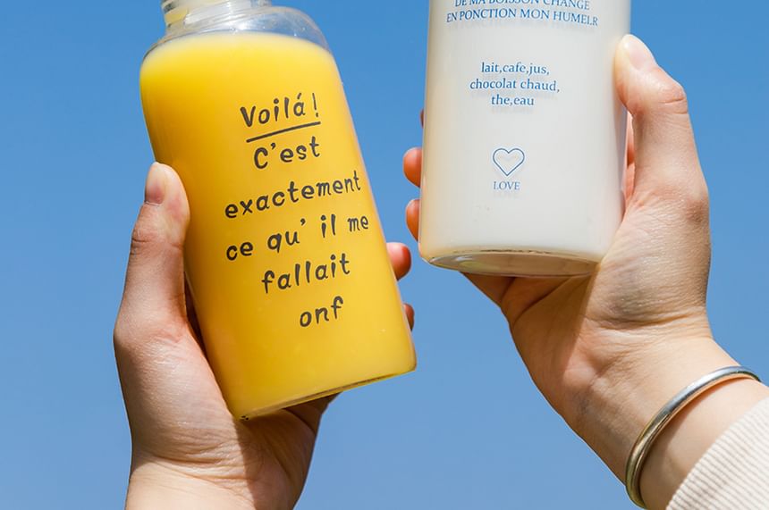 Koringa - Beletterde glazen drinkfles / Draaghoes / Set (Verschillende ontwerpen)