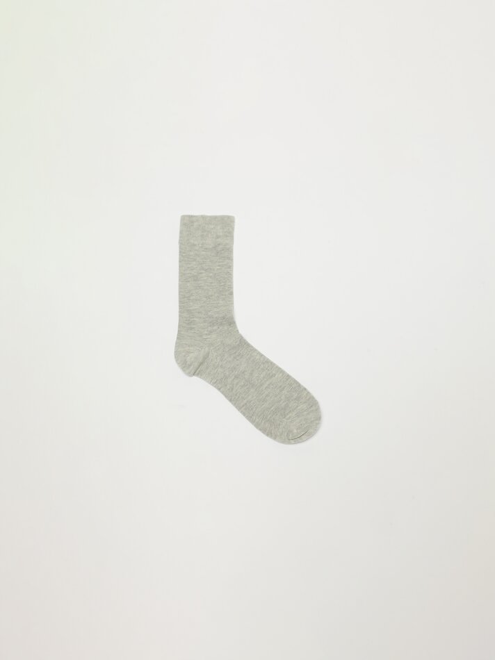 Pacote com 7 pares de meias compridas básicas - cinza