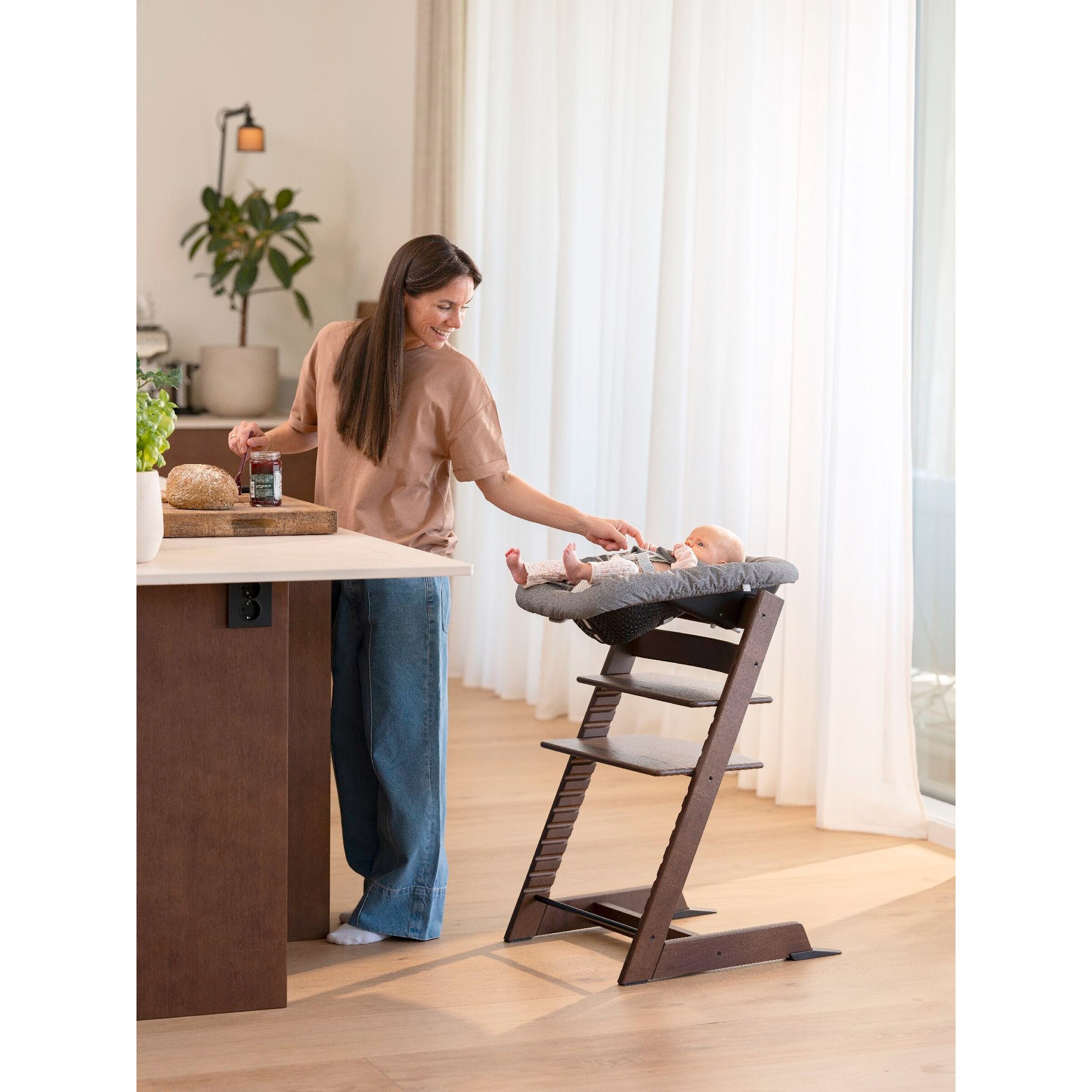 Stokke® - TRIPP TRAPP® Treppenhochstuhl Eiche Warm Brown