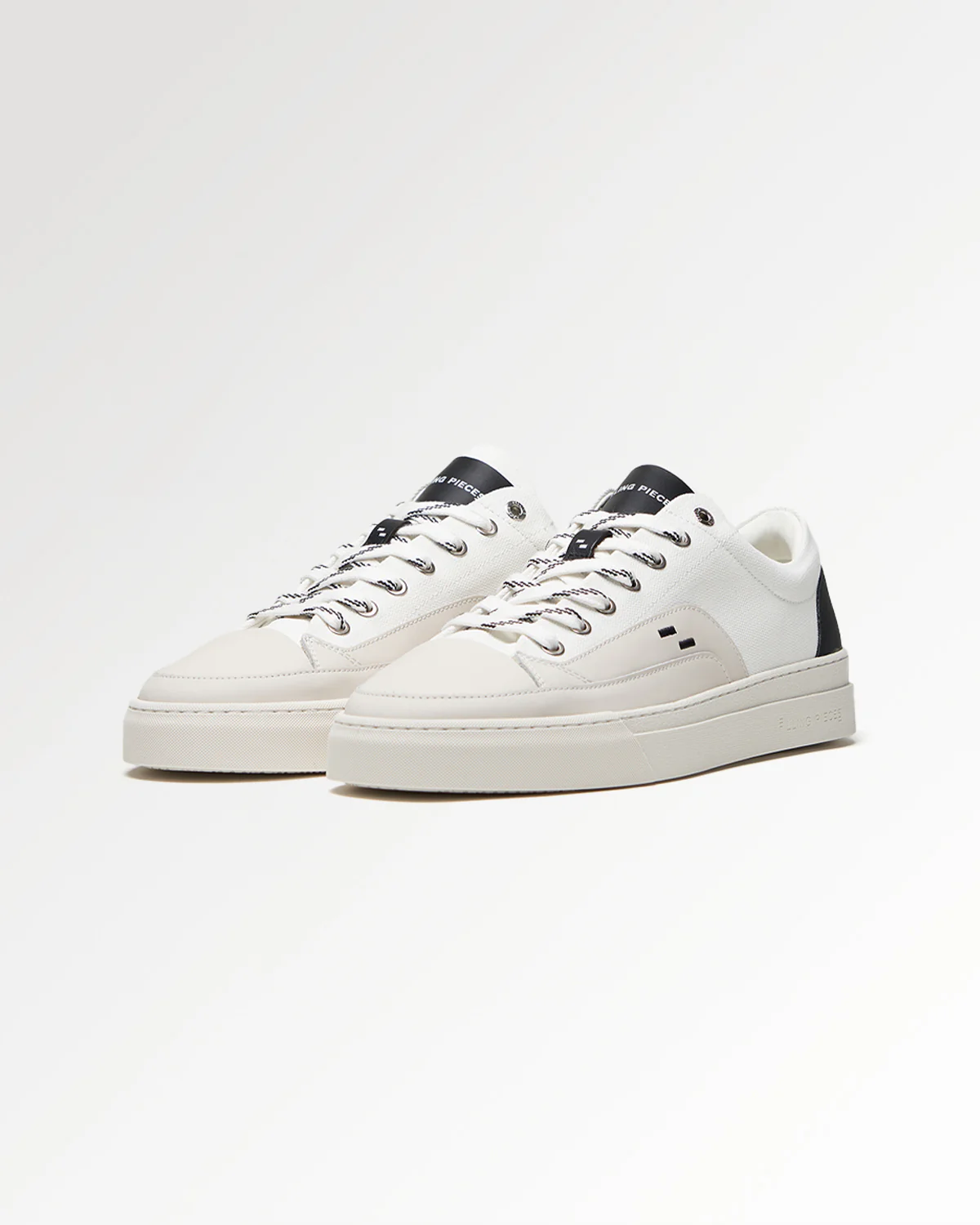 Riviera Low White