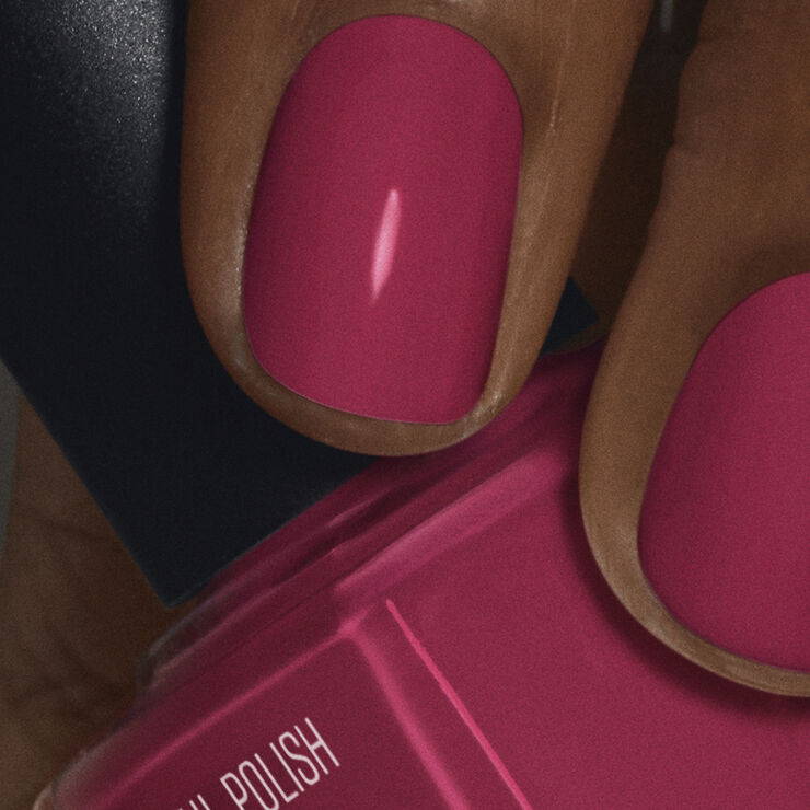 Nilens Jord Nail Polish Fuzzy Fuchsia