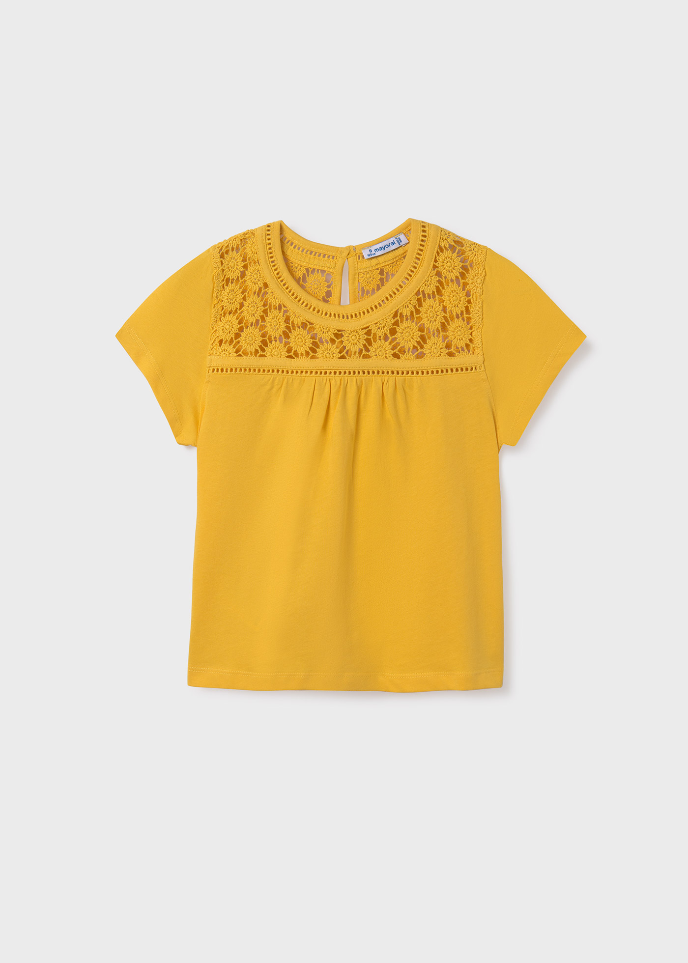 Camiseta feminina Better Cotton em guipure