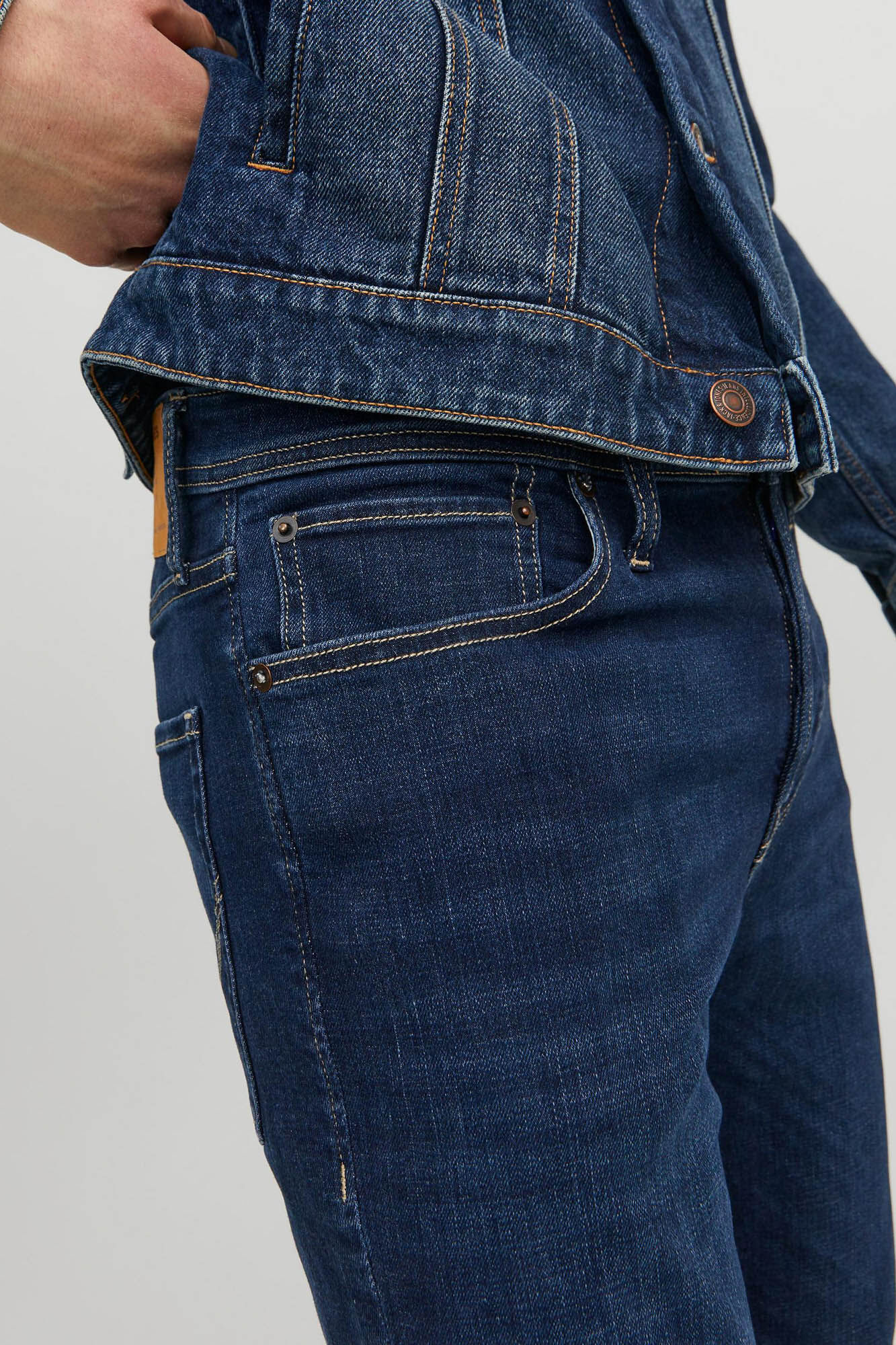 Calça jeans Tim slim reta