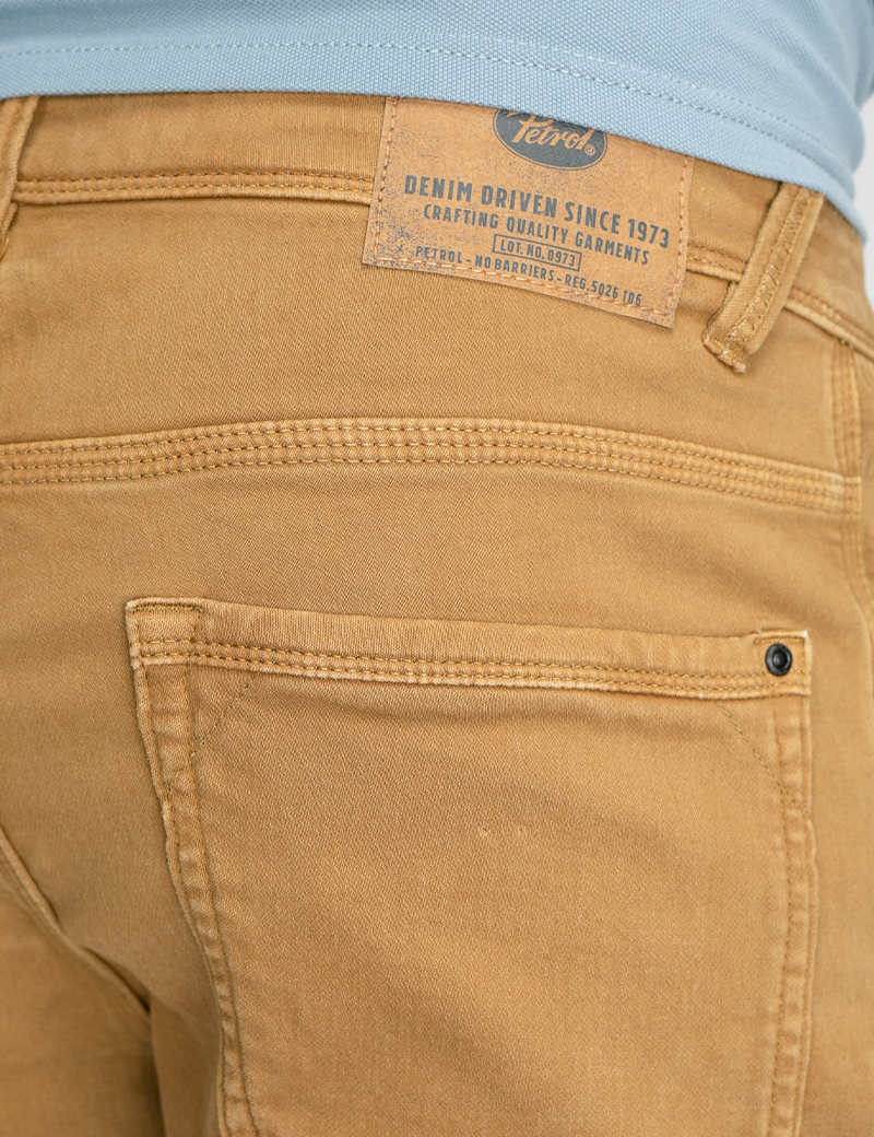 PETROL IND SHORT JOGG JEAN MARRON VINTAGE HOMME