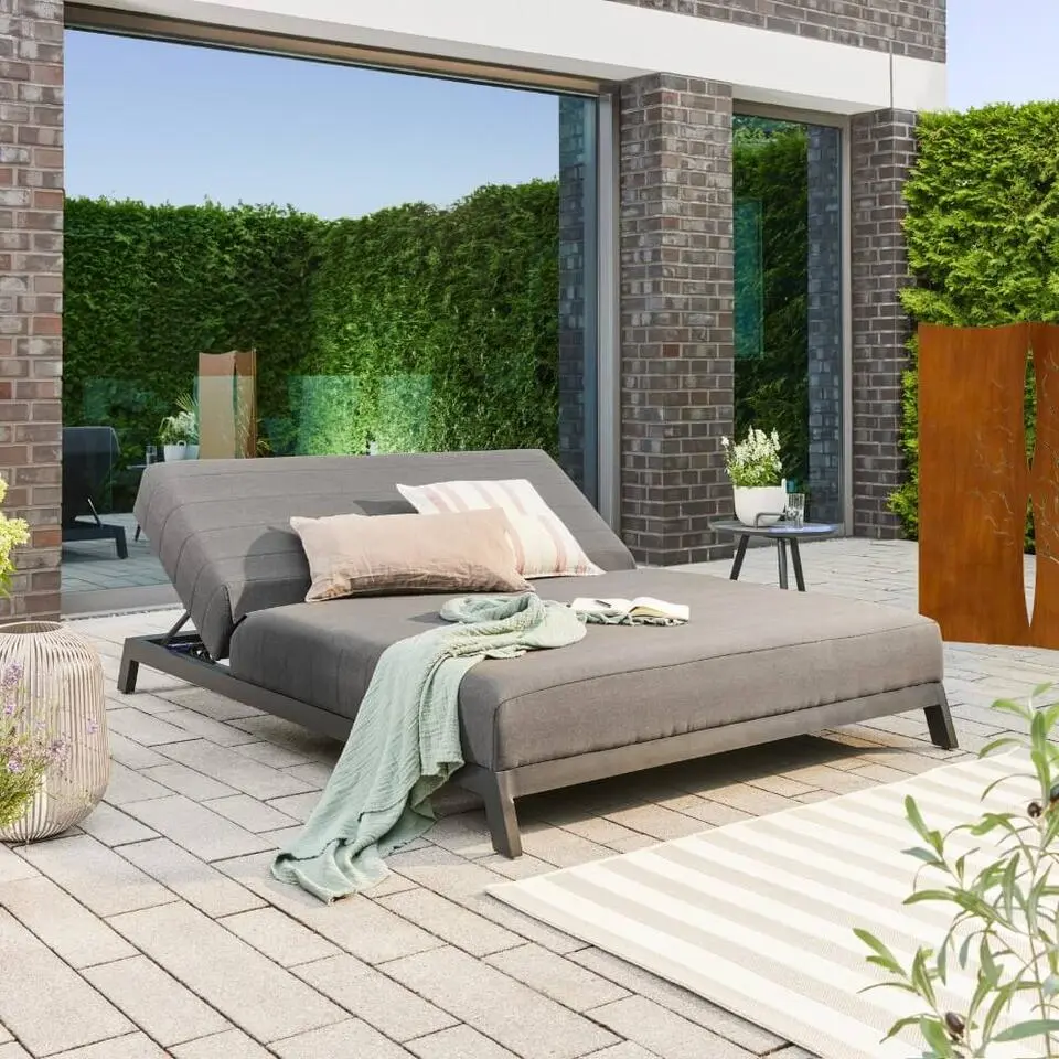 HOME DELUXE - VALENCIA ligstoel met verstelbare rugleuning - 203 x 144 cm
