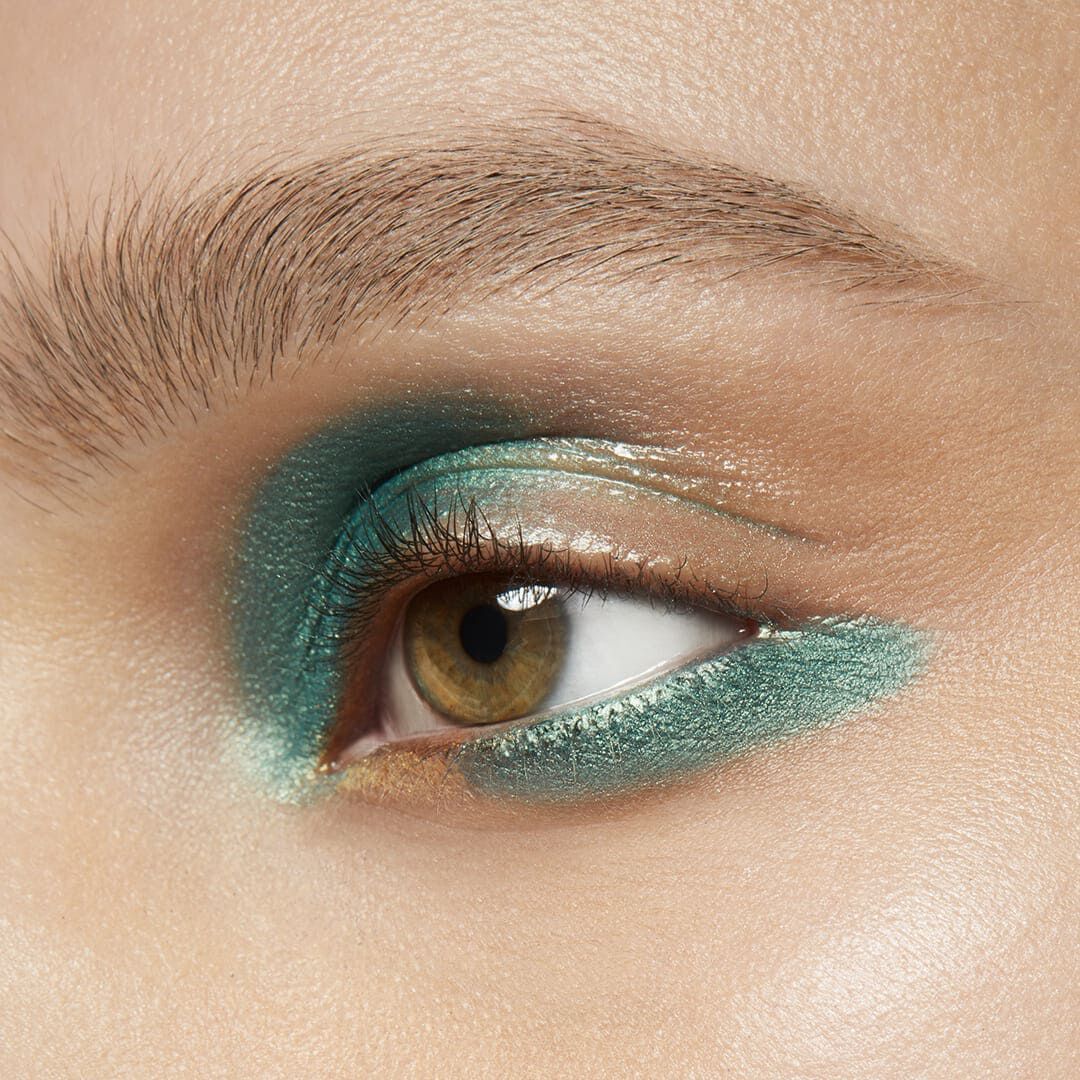 MAC FROST EYE SHADOW / FROST