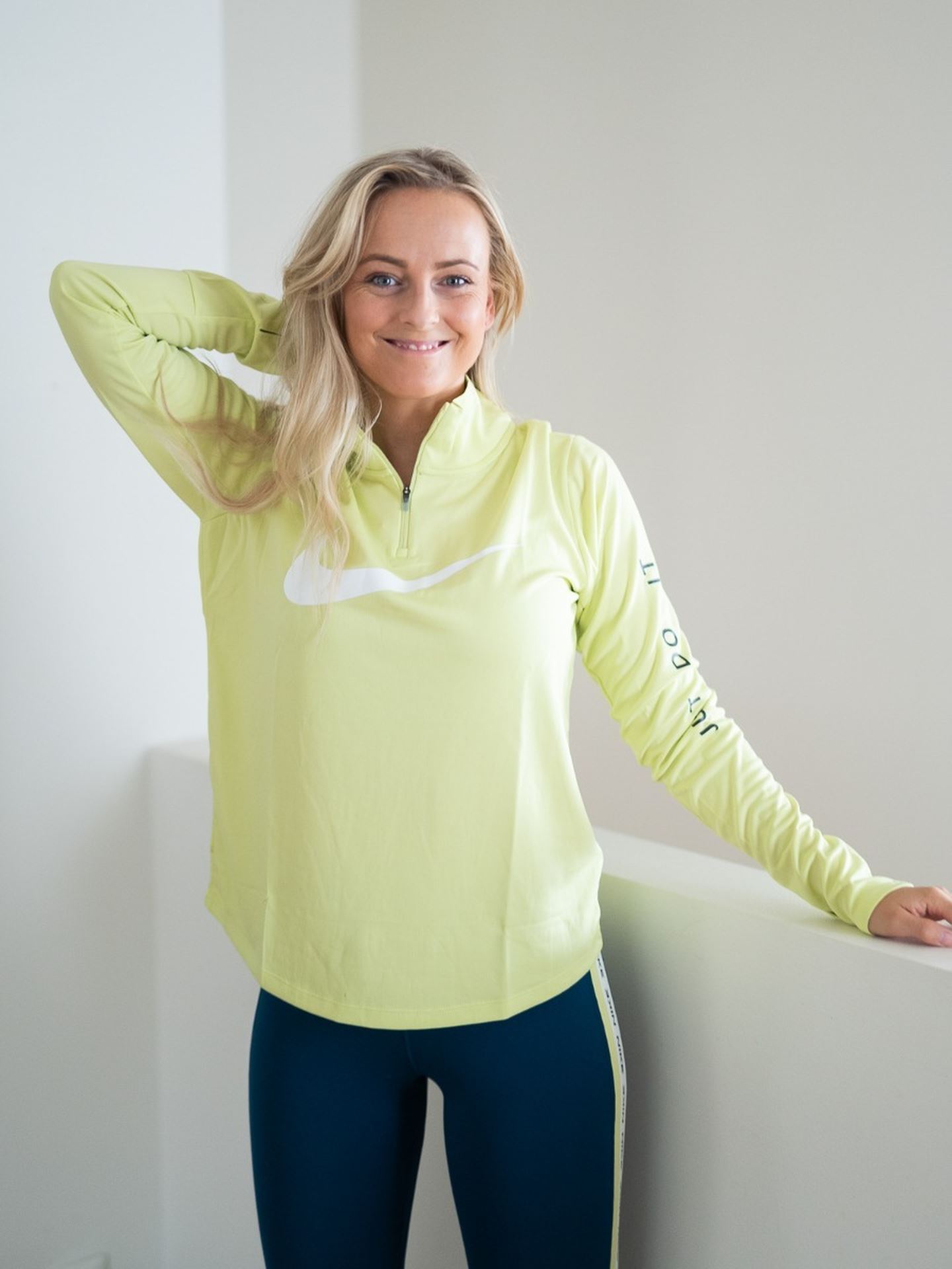 Swoosh Midlayer Run