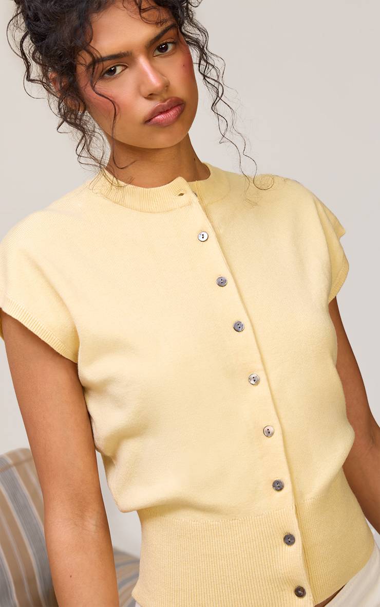 Citron Cardigan En Maille Compacte À Manches Courtes Avec Taille Cintrée