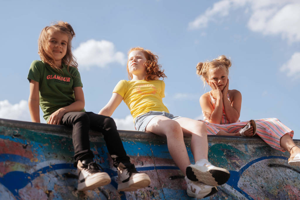 TYGO & vito T-shirt Jill met tekst en borduursels olijfgroen