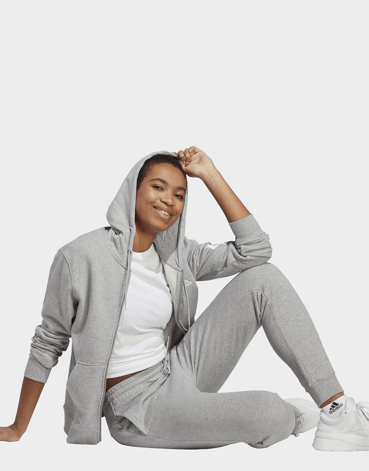 adidas Pantalon en molleton à chevilles élastiques Essentials Linear