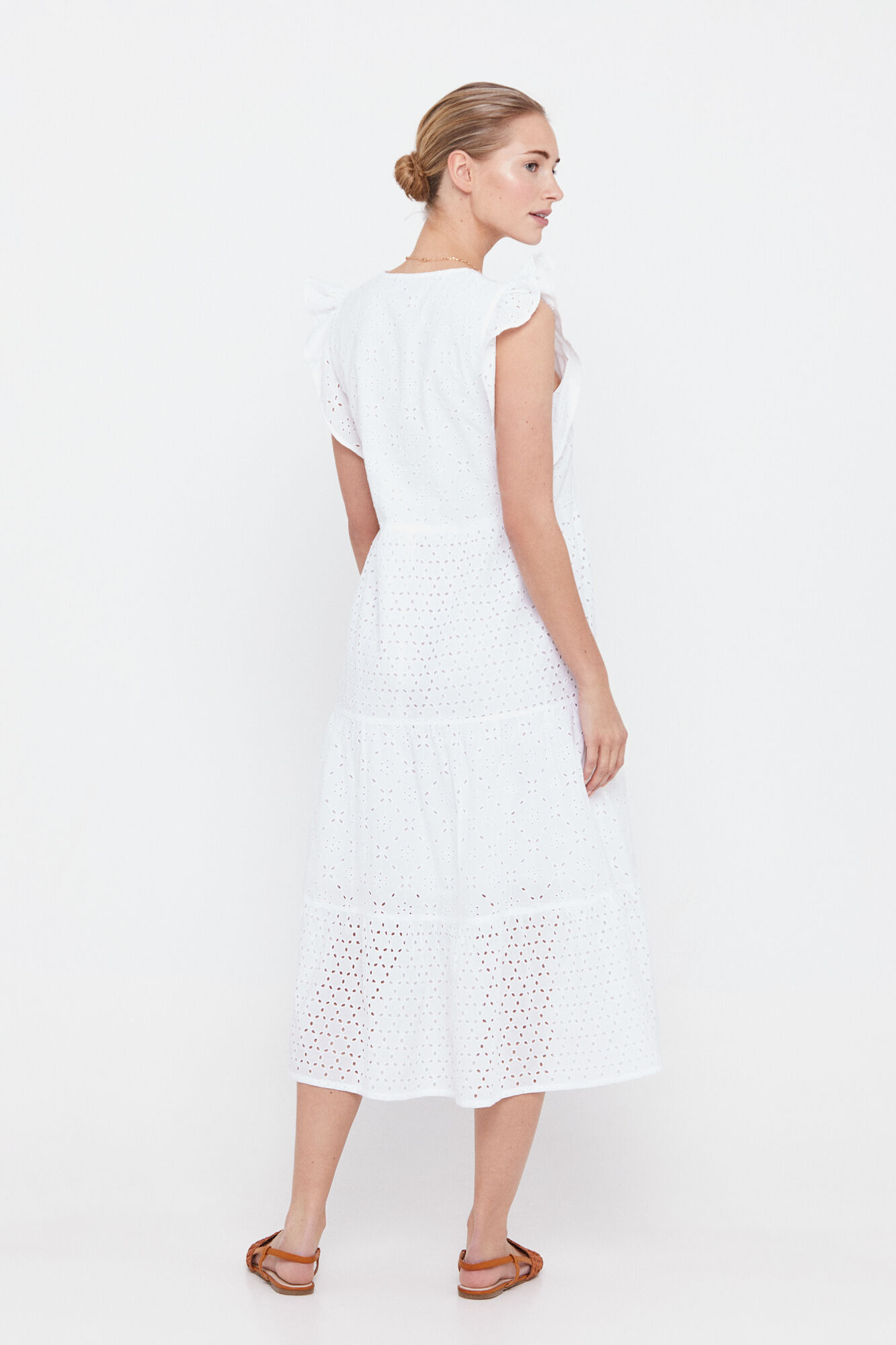 Vestido longo e evasê - Branco