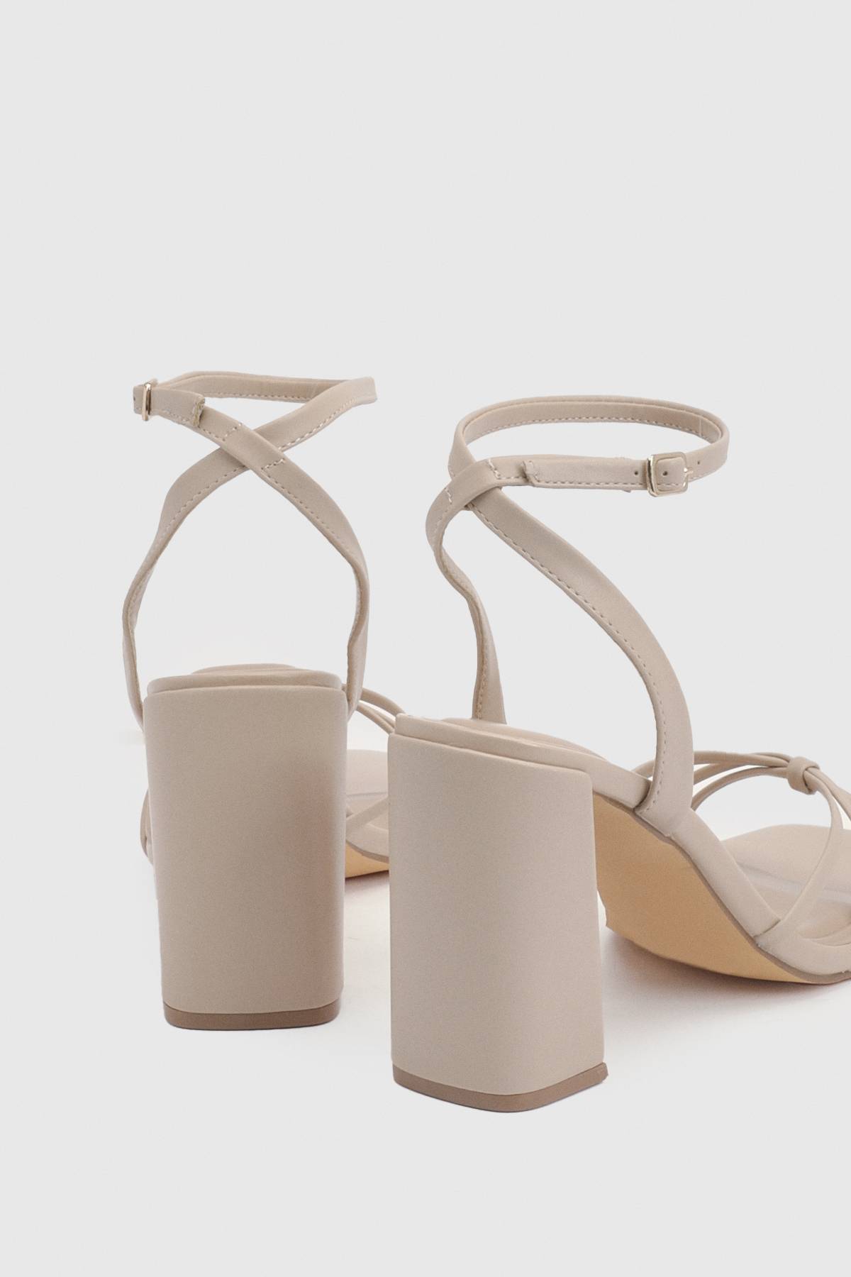 boohoo Sandales À Talon Bloc Avec Détail Nœud