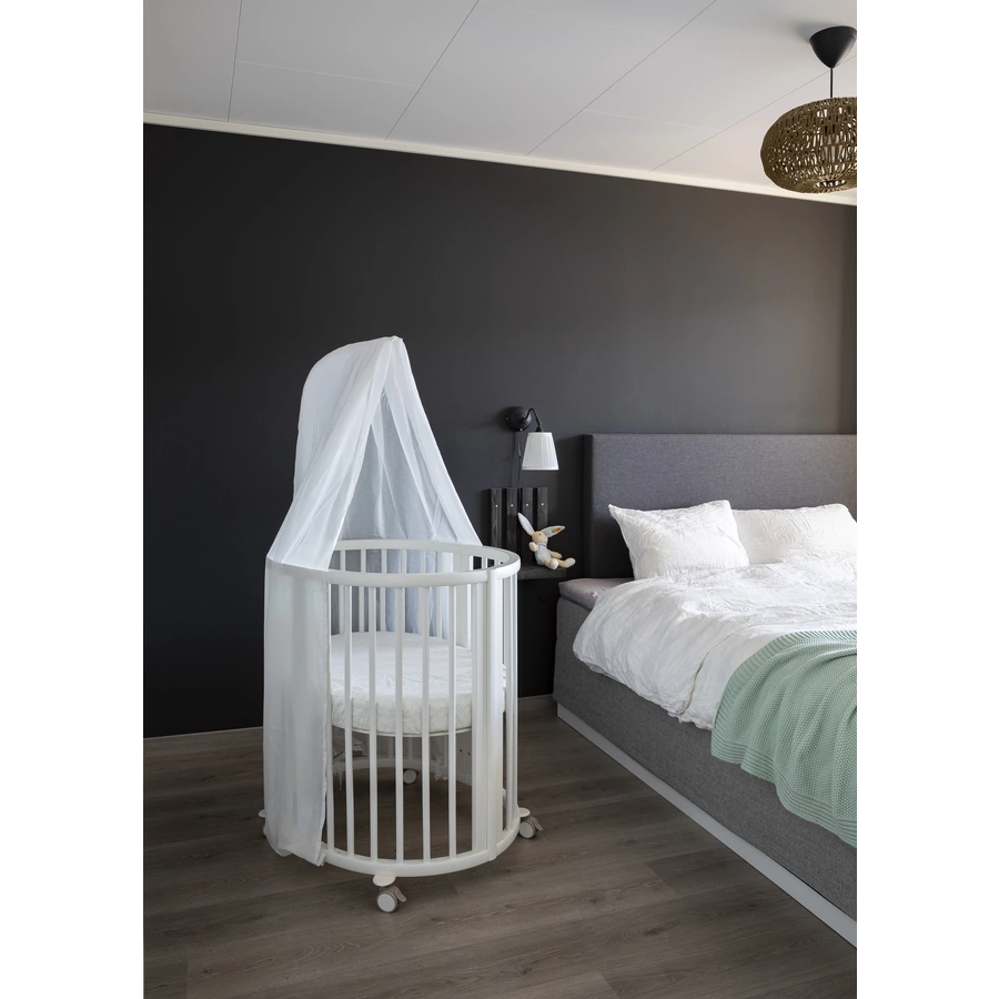 STOKKE® Sleepi™ Mini V3 weiß weiß inkl. Matratze, Himmel und Himelstange