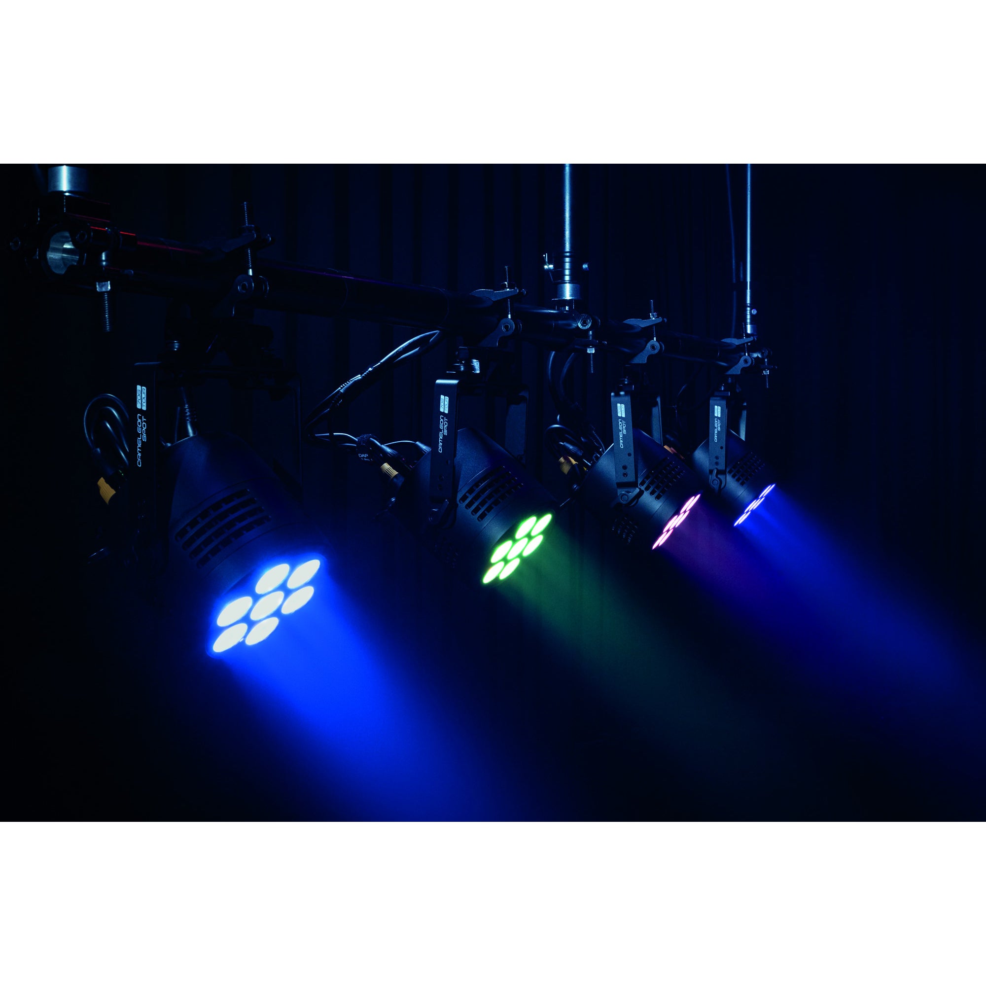 Showtec Cameleon Spot 7Q6 Tour LED spot