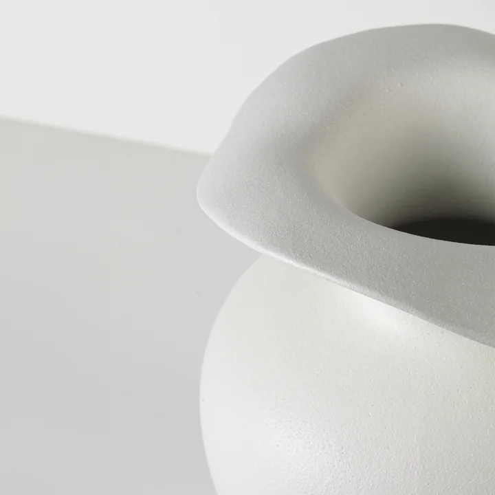 Broste Copenhagen - Florentina Vase, Ø 24 cm x H 32 cm, beige