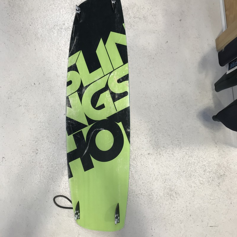 Planche Twin Tip Slingshot Crisis - The Corner Shop
