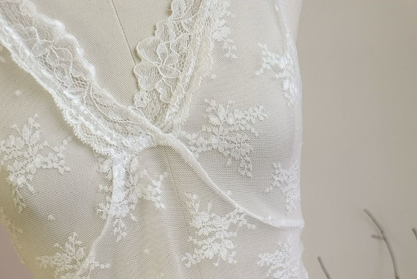 Dute - V-hals kanten crop top / lange mouwen knoopjes-effen mini A-lijn gebreide jurk