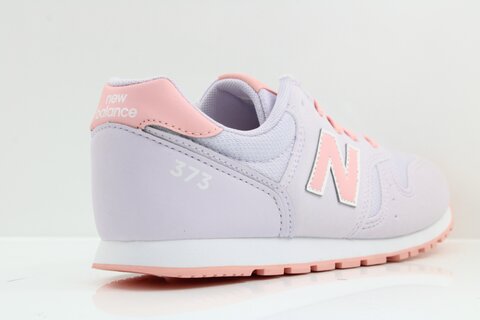 New Balance Sneaker