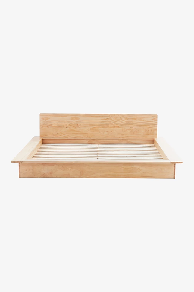 FUTO sengeramme 160 cm