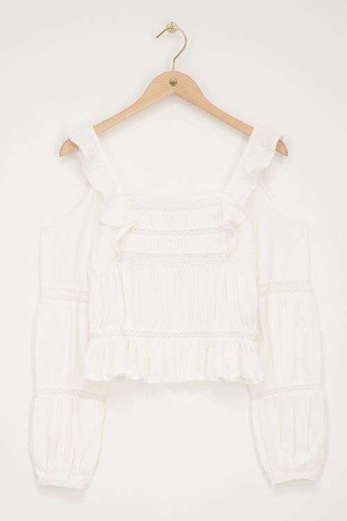 Witte top met lange mouwen met tapes en ruffles