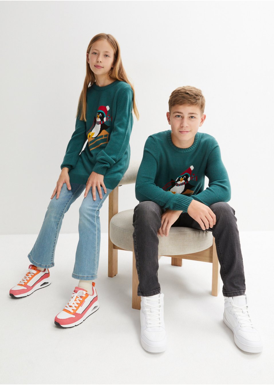 Pull en maille enfant avec motif de Noël