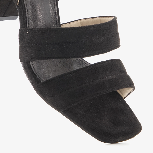 Blue Box dames sandalen met blokhak zwart
