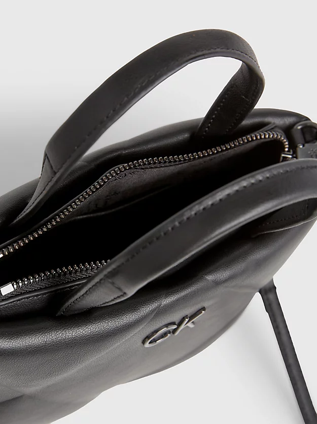 Bolsa de ombro mini acolchoada