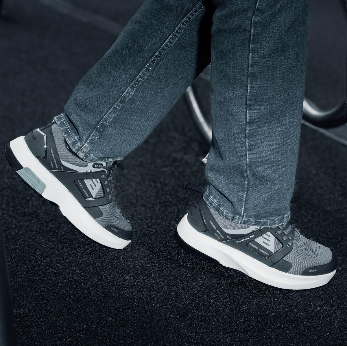 World Cup PRO Sneaker for maks støtte i hverdagen med overlegen demping