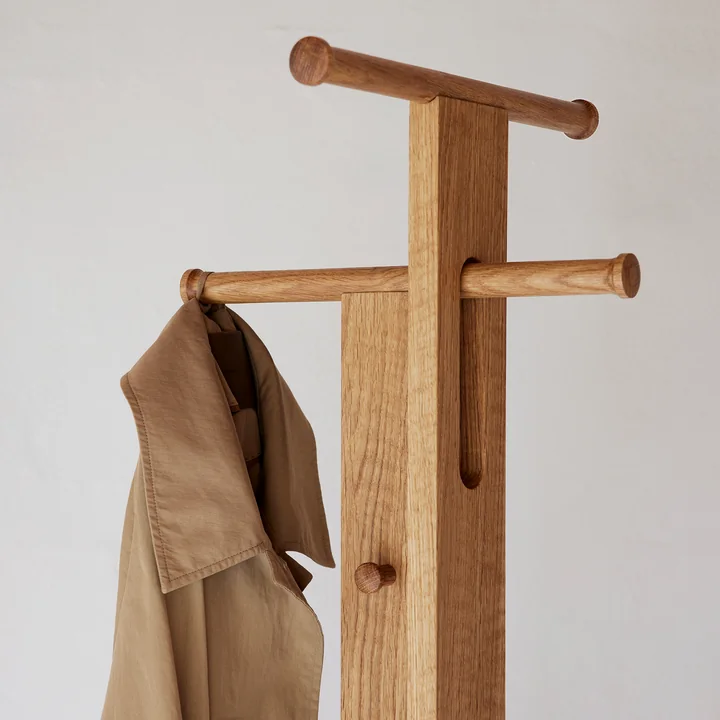 Form & Refine - Foyer Kleiderständer, Eiche geölt