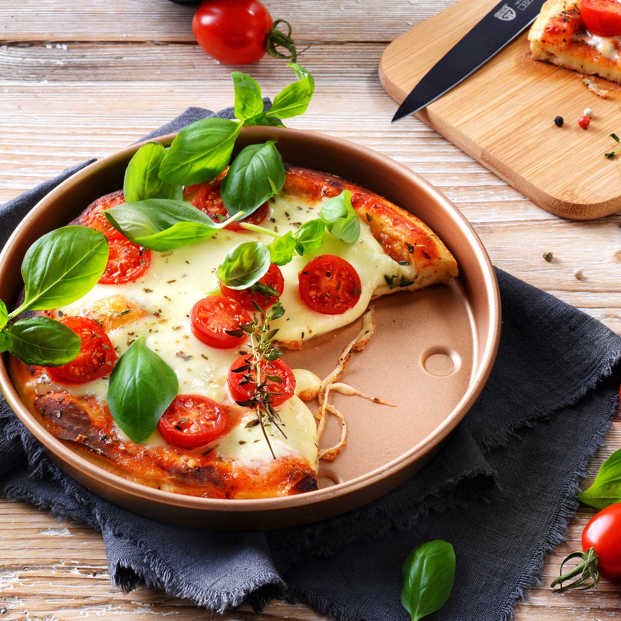 GRÄWE Pizzablech antihaftbeschichtet