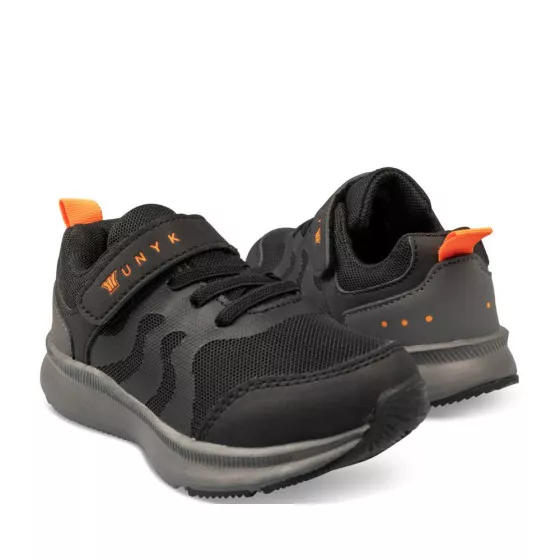 Baskets NOIR UNYK