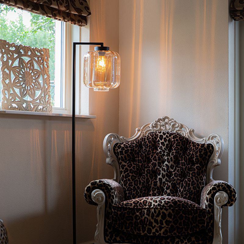 Design vloerlamp zwart met amber glas - Qara Down