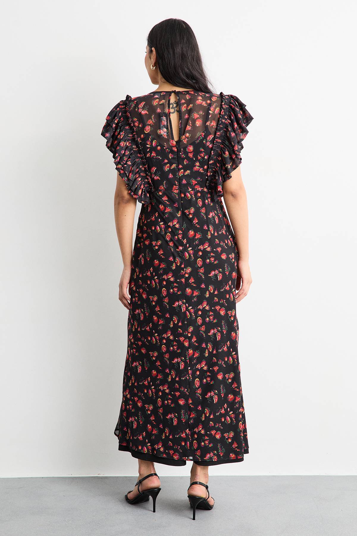 Warehouse Robe Maxi À Col En V Avec Manches À Volants Et Imprimé Floral