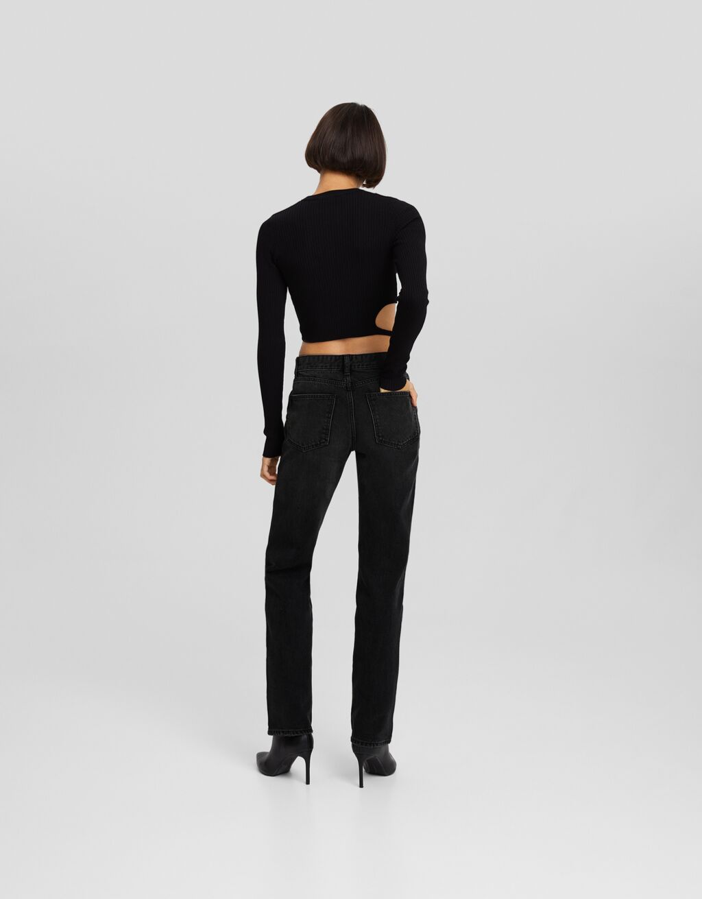 calça jeans de corte reto