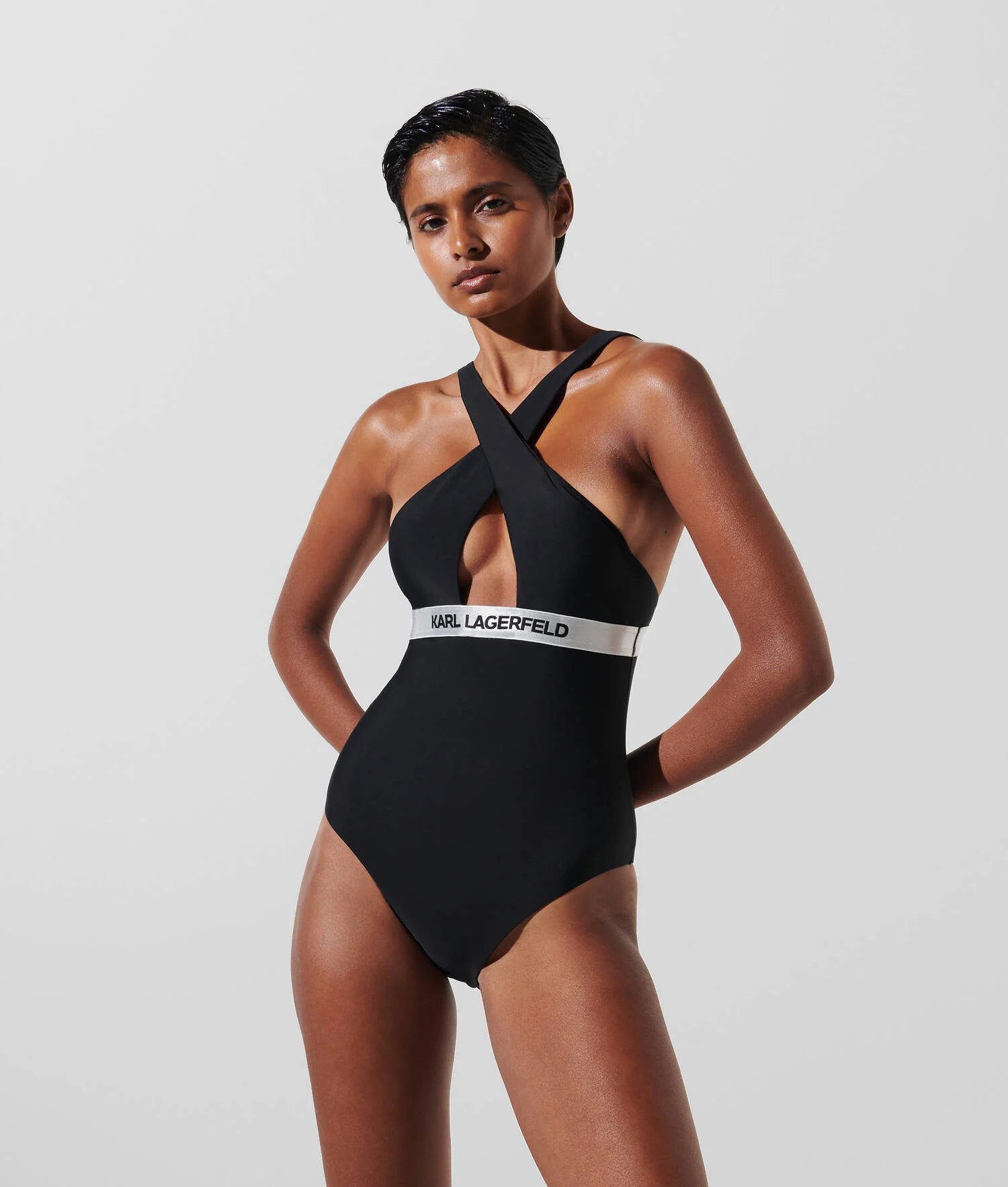 MAILLOT DE BAIN UNE PIÈCE À COL HALTER AVEC LOGO KARL
